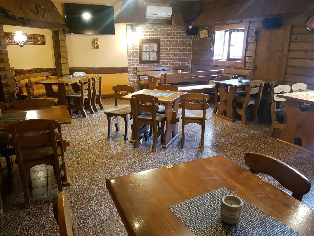 Apartman Centrum V Sukromi Restauracia U Jakuba Martin Buitenkant foto